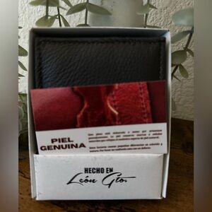 Handmade Genuine Leather Bifold Wallet in Black